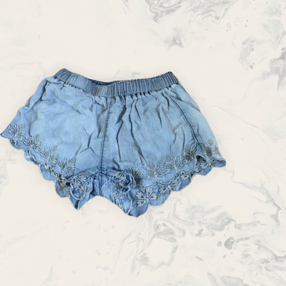 Embroidered Comfy Shorts - Picture 2 of 4